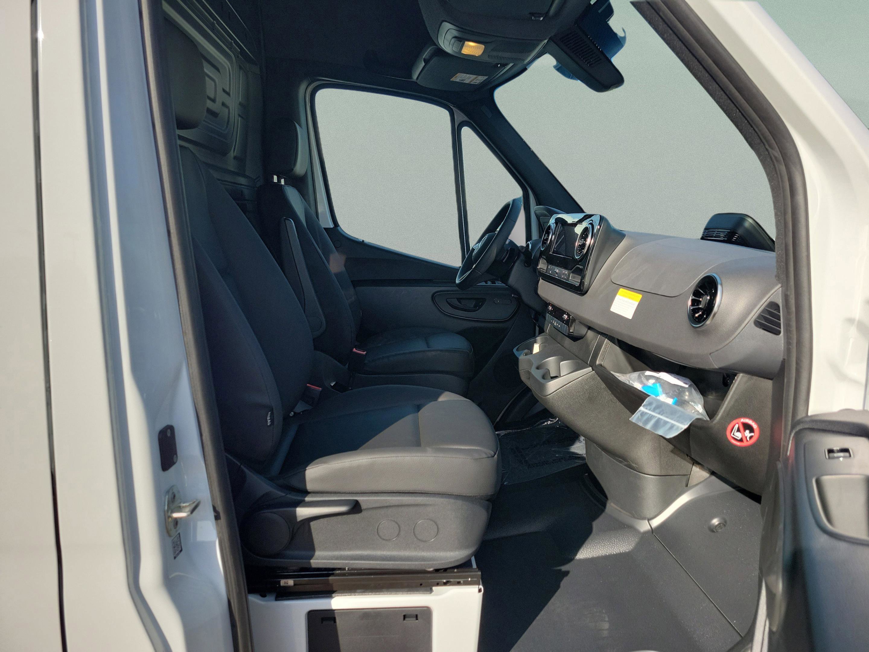 New 2026 Mercedes-Benz Sprinter 3500 image 17