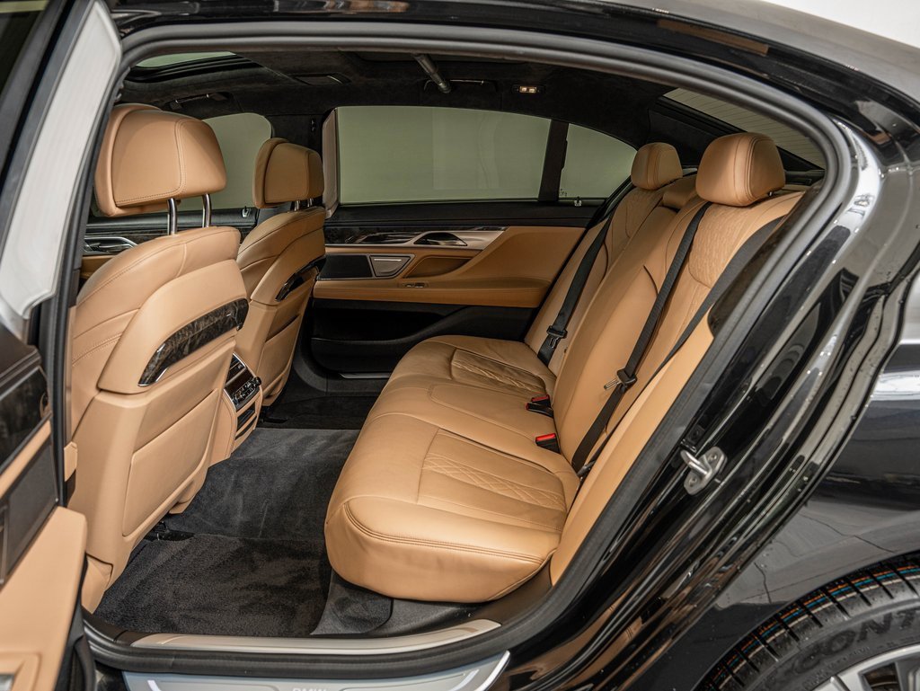 Used 2018 BMW 750i 750i image 33