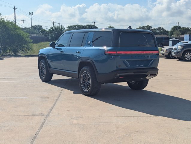 Used 2025 Rivian R1S Adventure AWD/4WD image 7