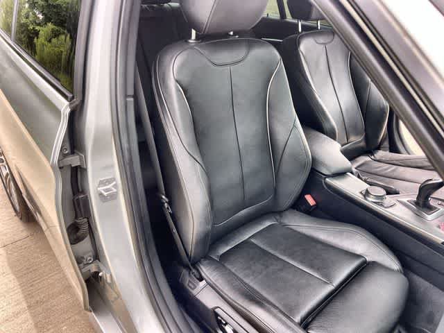 Used 2018 BMW 340i Sedan RWD image 12
