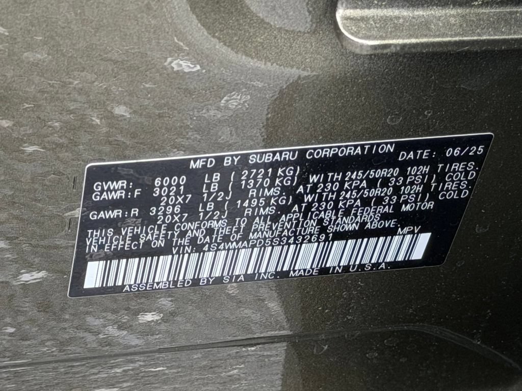 Used 2025 Subaru Ascent Limited AWD/4WD image 10
