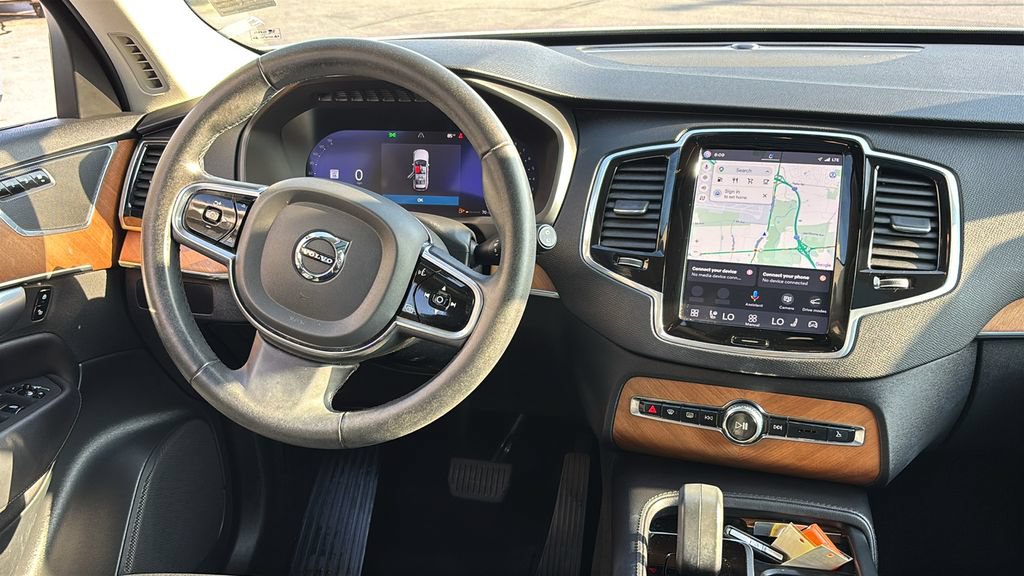 Certified 2023 Volvo XC90 B6 Plus AWD/4WD image 7