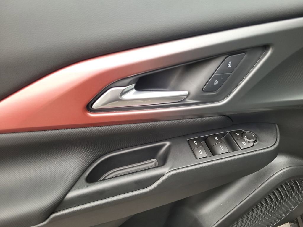 New 2026 Chevrolet Equinox EV RS image 23