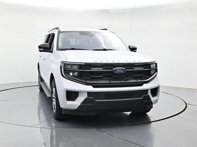 Certified 2025 Ford Expedition Max Active AWD/4WD image 5