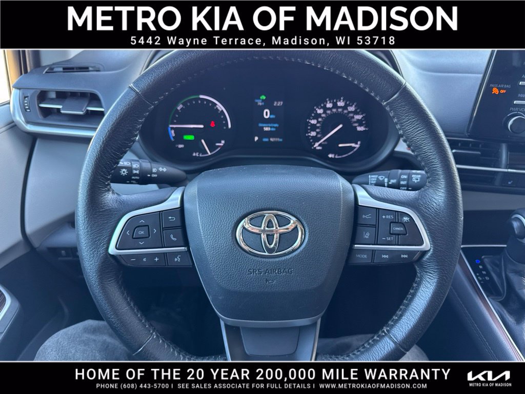 Used 2021 Toyota Sienna XLE AWD/4WD image 19