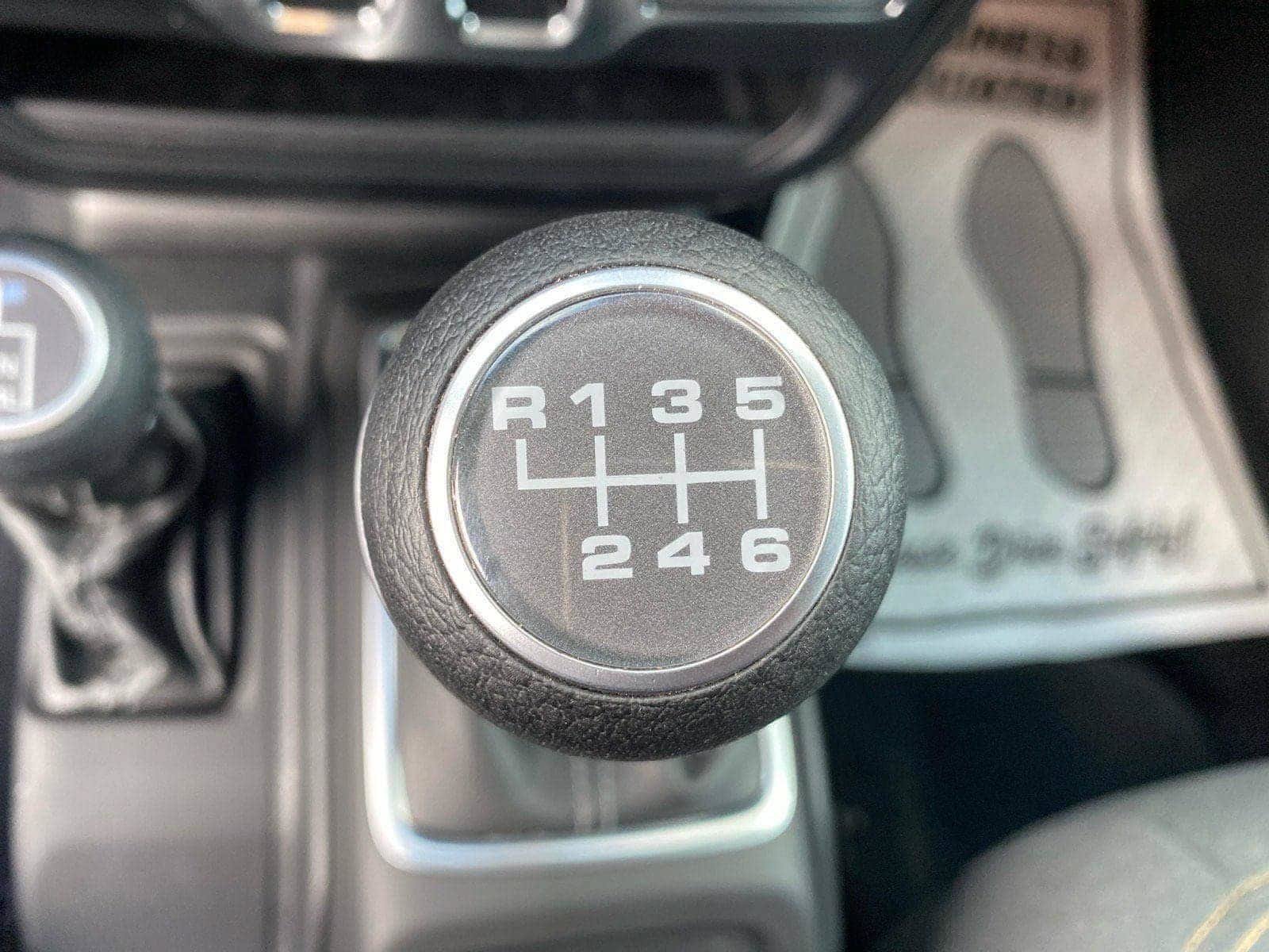 Used 2025 Jeep Wrangler Sport AWD/4WD image 12