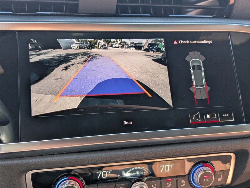 Used 2025 Audi Q3 2.0T Premium image 21