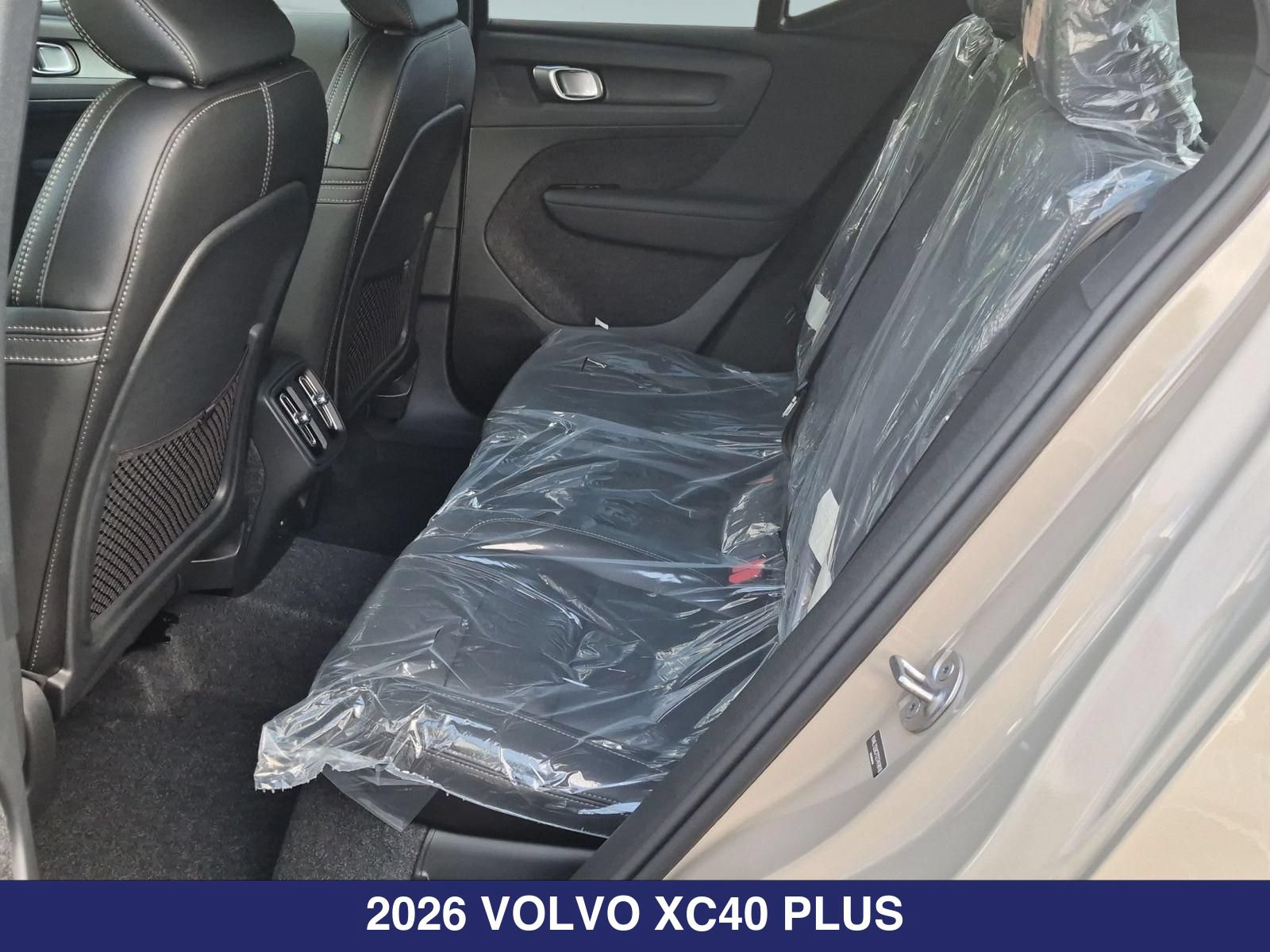 New 2026 Volvo XC40 B5 Plus AWD/4WD image 21
