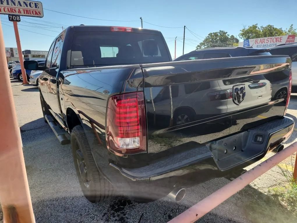 Used 2014 RAM 1500 Express w/ Black Ram 1500 Express Group RWD image 8
