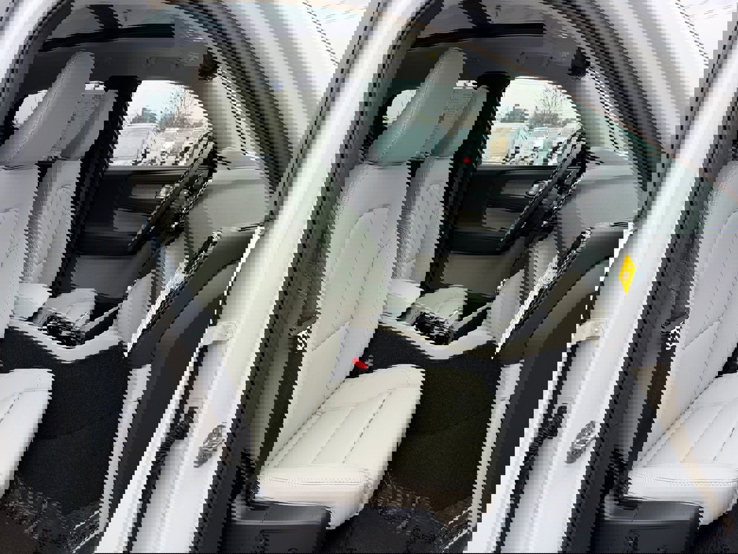 New 2026 Volvo XC40 B4 Plus w/ Protection Package Premier image 8