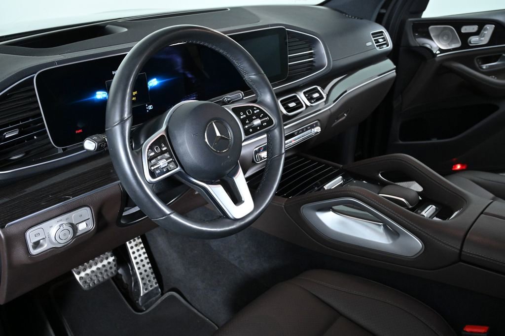 Used 2022 Mercedes-Benz GLS 450 4MATIC image 12
