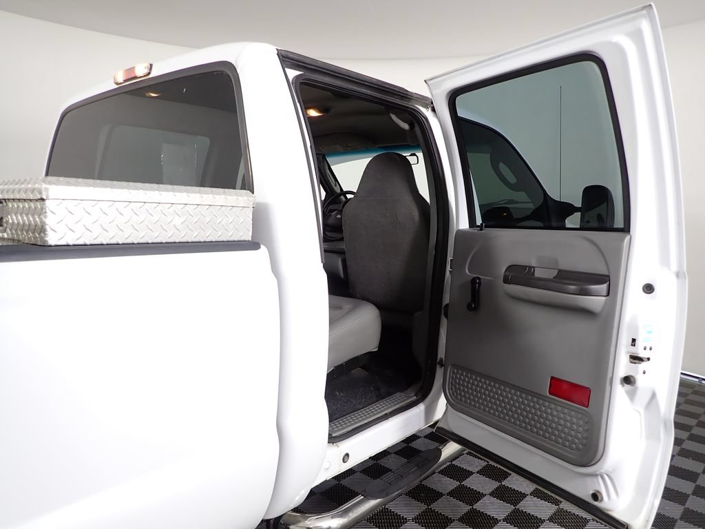 Used 2006 Ford F250 XL AWD/4WD image 29
