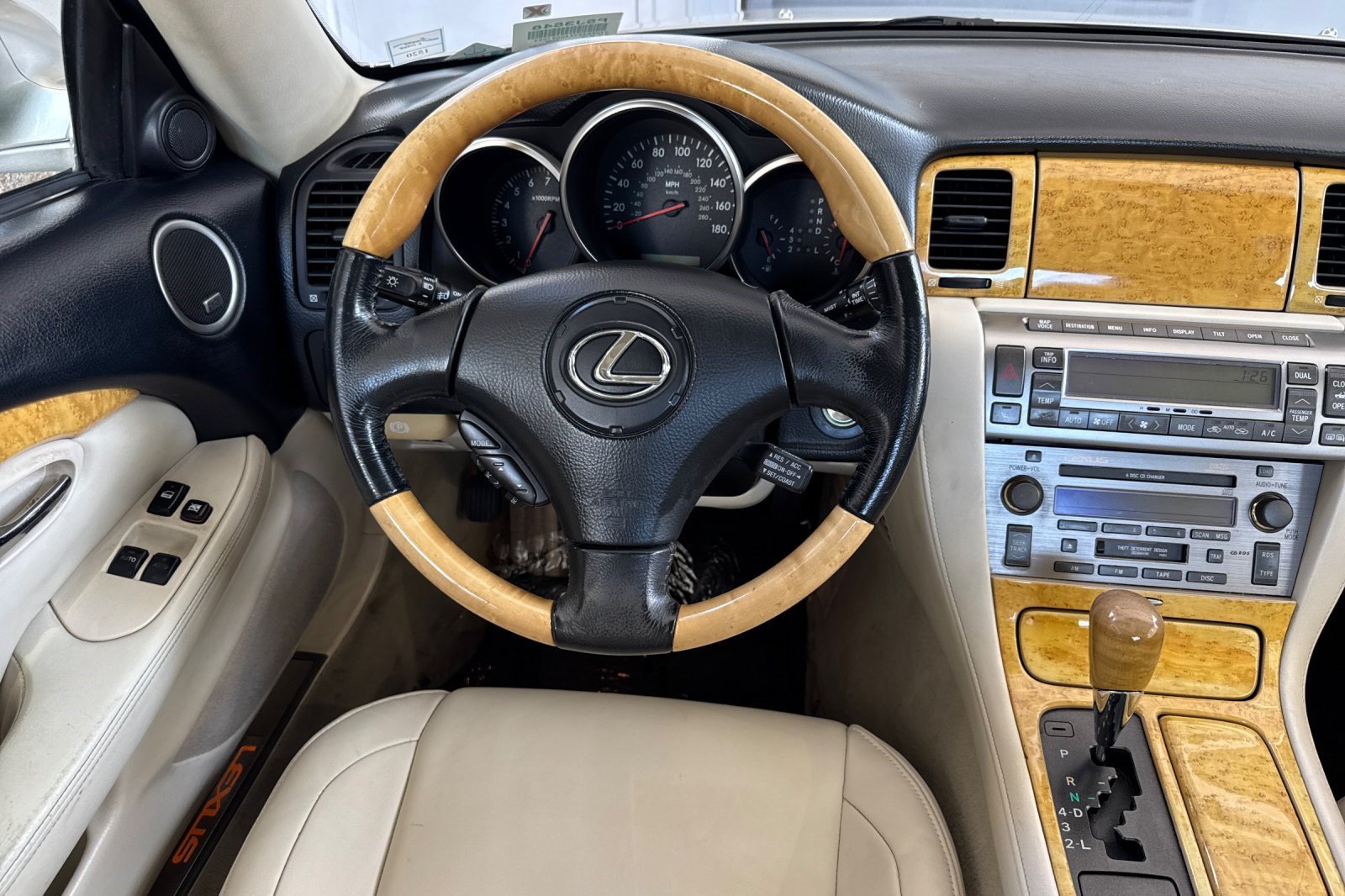 Used 2004 Lexus SC 430 Convertible RWD image 19