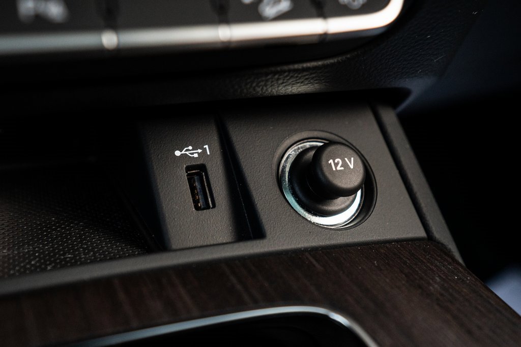 Used 2023 Audi Q5 2.0T Premium w/ Convenience Package image 31