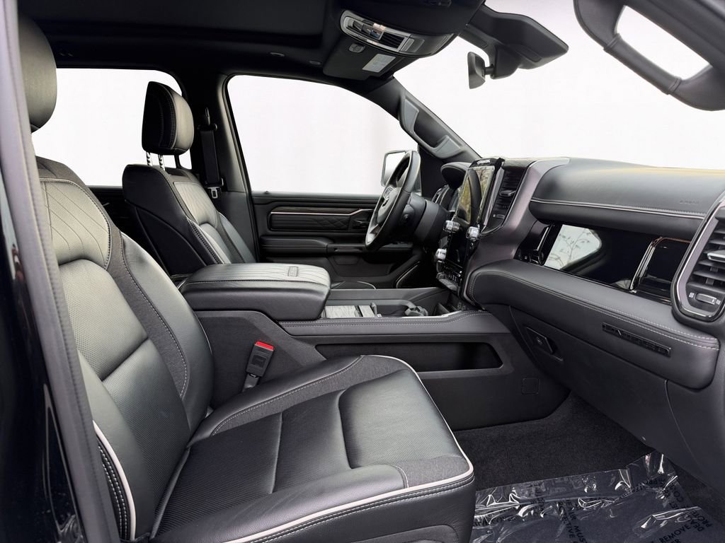 Used 2025 RAM 1500 Limited image 15