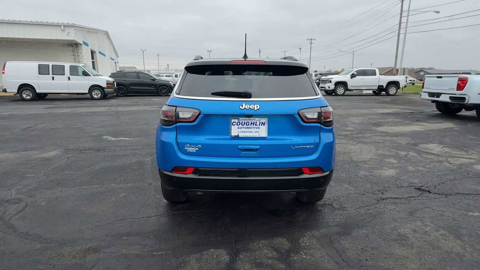 Used 2024 Jeep Compass Limited w/ Elite Group AWD/4WD image 7