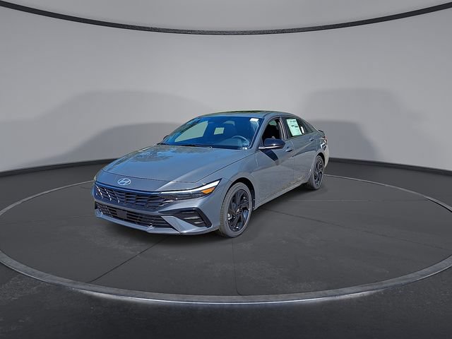 New 2026 Hyundai Elantra SEL Sport Premium FWD image 3
