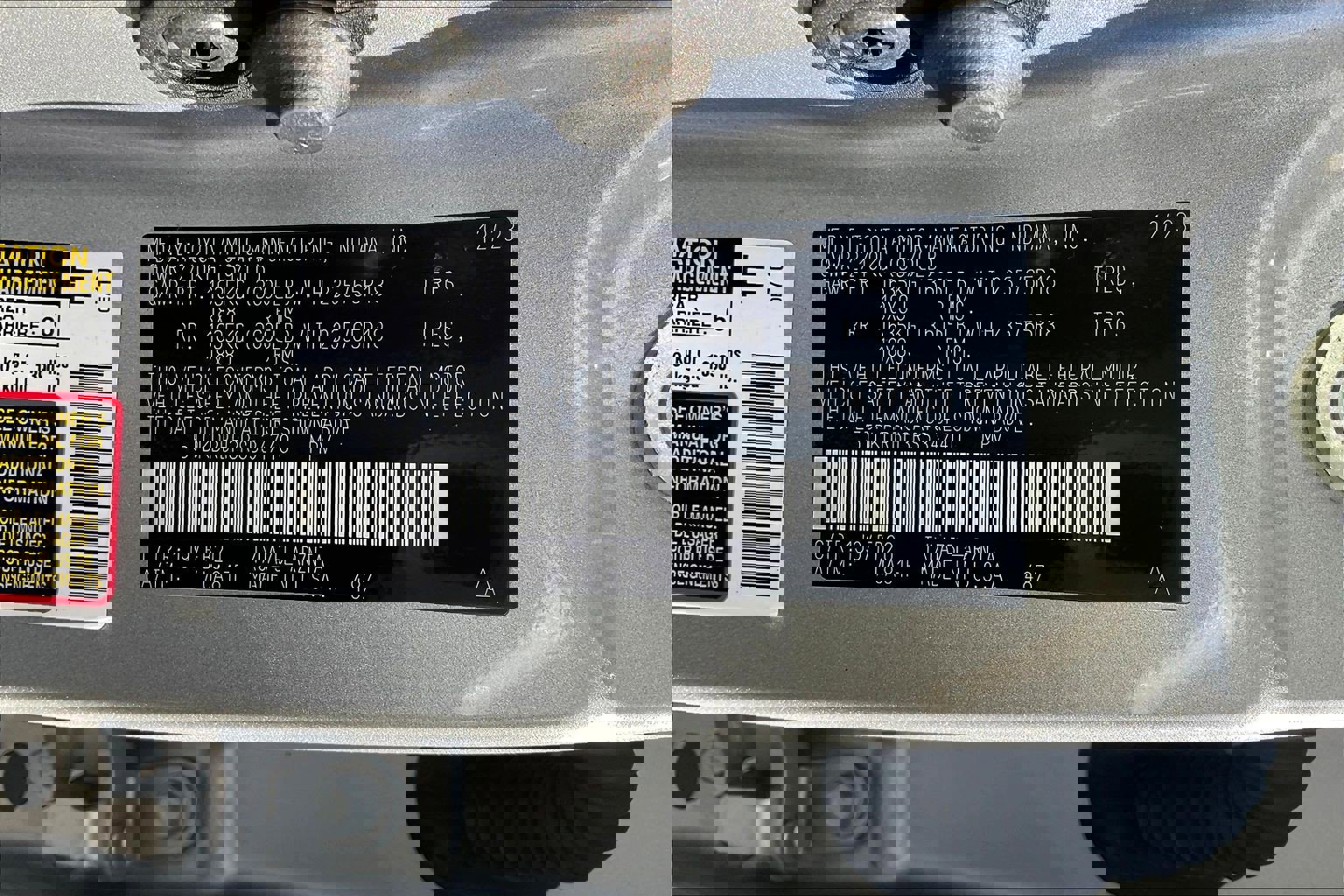 Used 2024 Toyota Highlander LE image 37