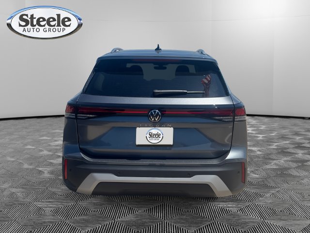 New 2026 Volkswagen Tiguan S FWD image 4