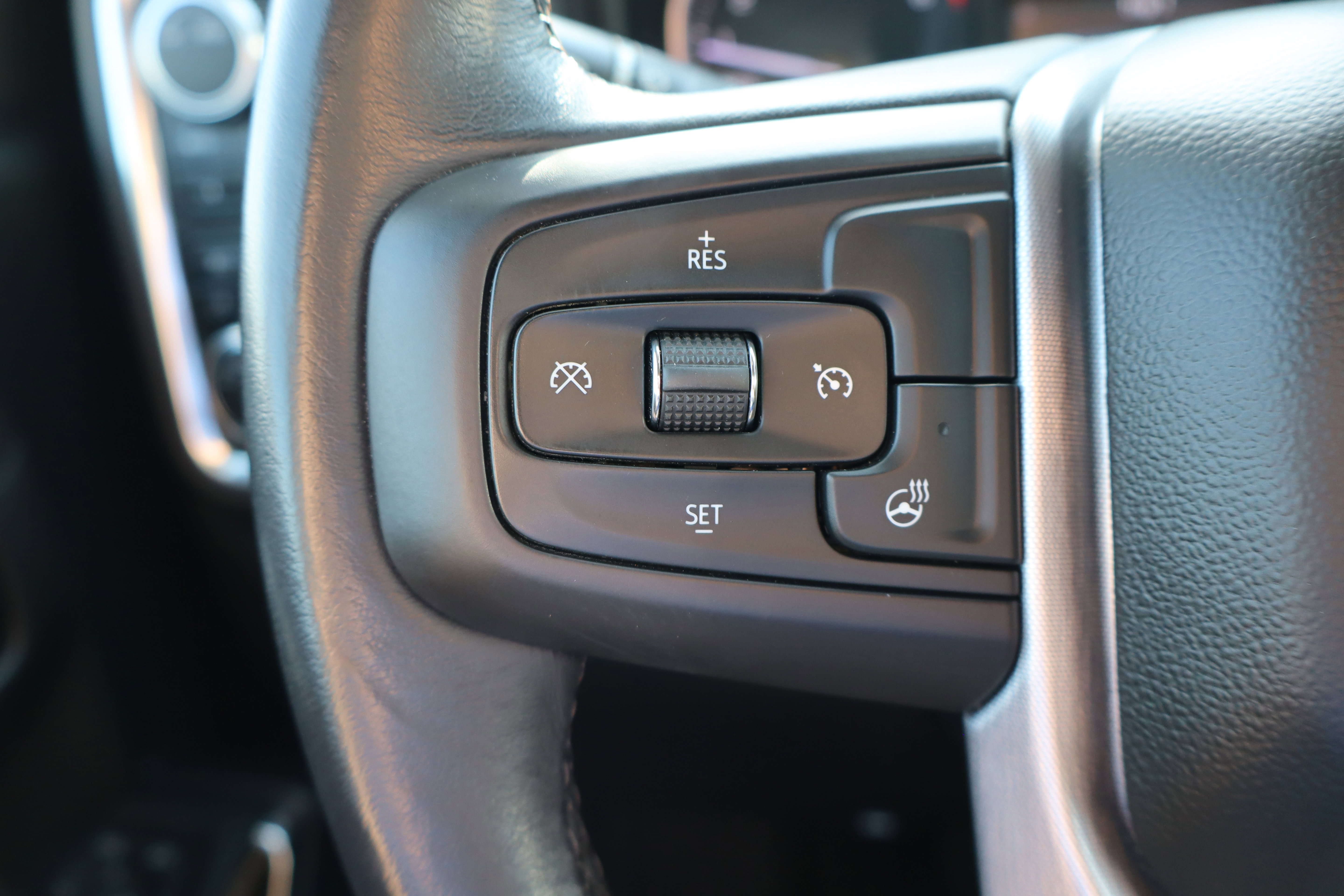 Used 2022 GMC Sierra 1500 Elevation w/ LPO, Elevation Black Package image 16