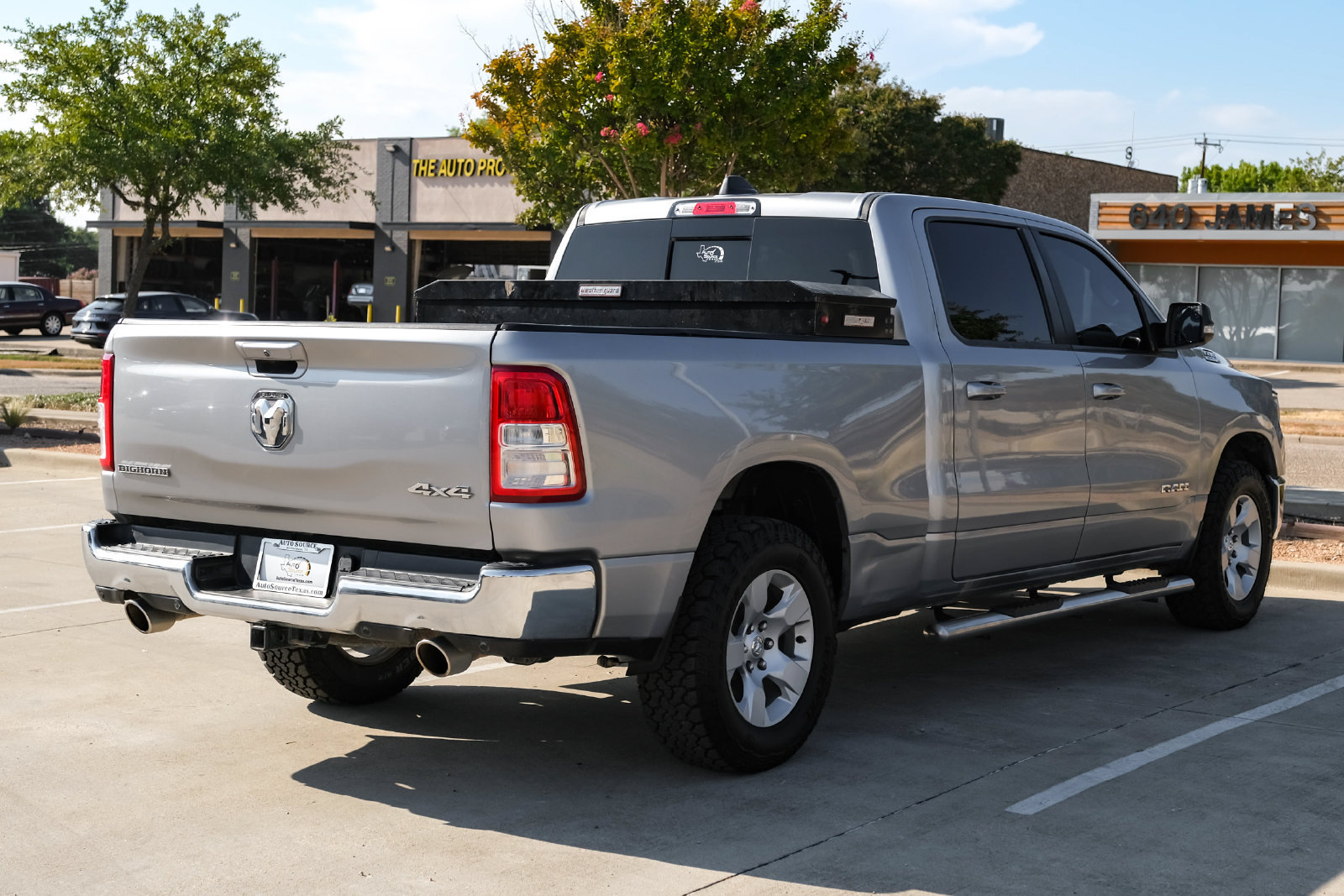 Used 2022 RAM 1500 Big Horn AWD/4WD image 6