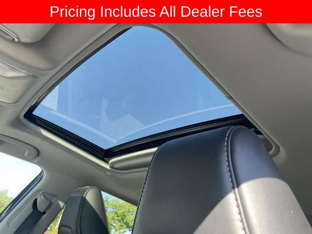 Used 2022 Toyota RAV4 XLE Premium AWD/4WD image 24