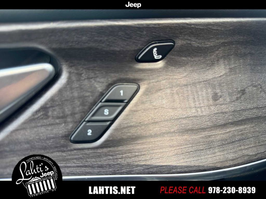 Certified 2021 Jeep Grand Cherokee L Overland w/ Advanced Protech Group III image 26