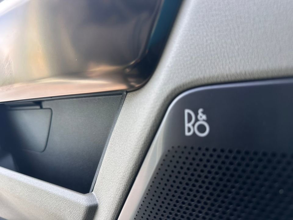 New 2025 Ford F350 Platinum w/ Platinum Plus Package image 40