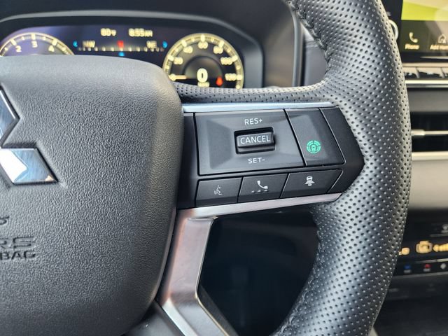 Used 2024 Mitsubishi Outlander SEL FWD image 31
