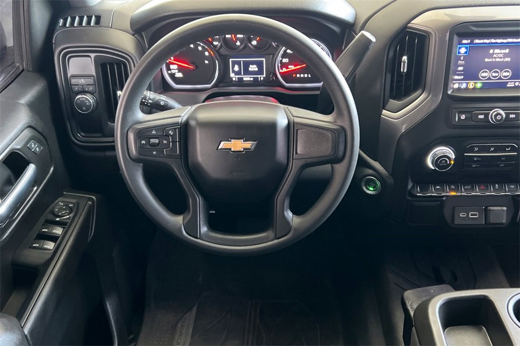 Used 2024 Chevrolet Silverado 1500 Custom image 17