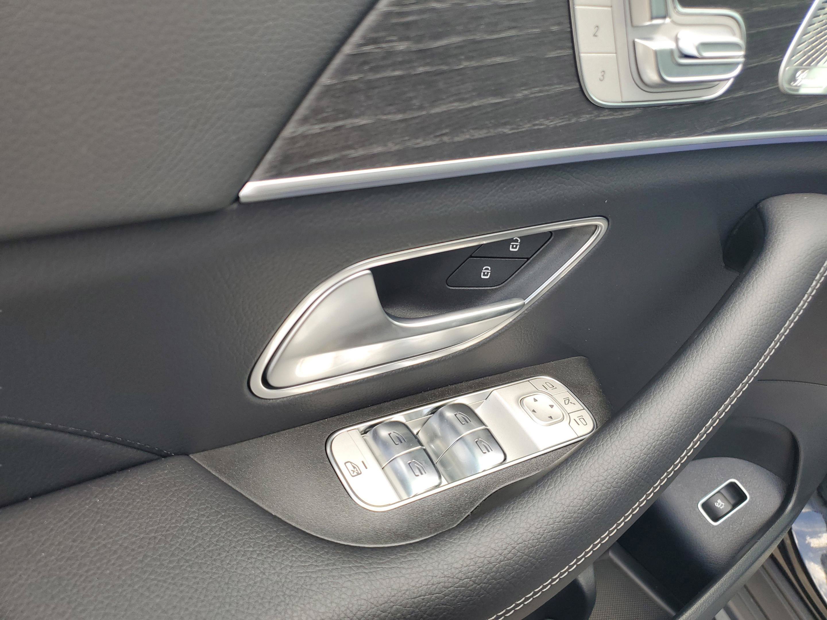 Certified 2026 Mercedes-Benz GLS 450 4MATIC image 21