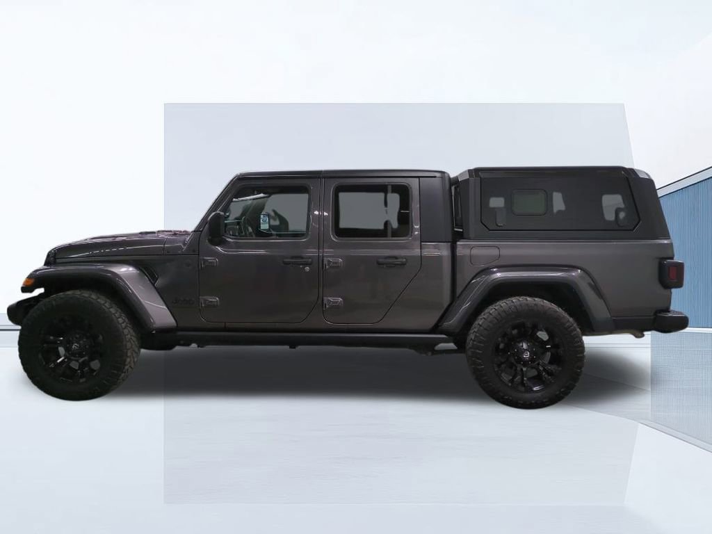 Used 2023 Jeep Gladiator Willys image 6