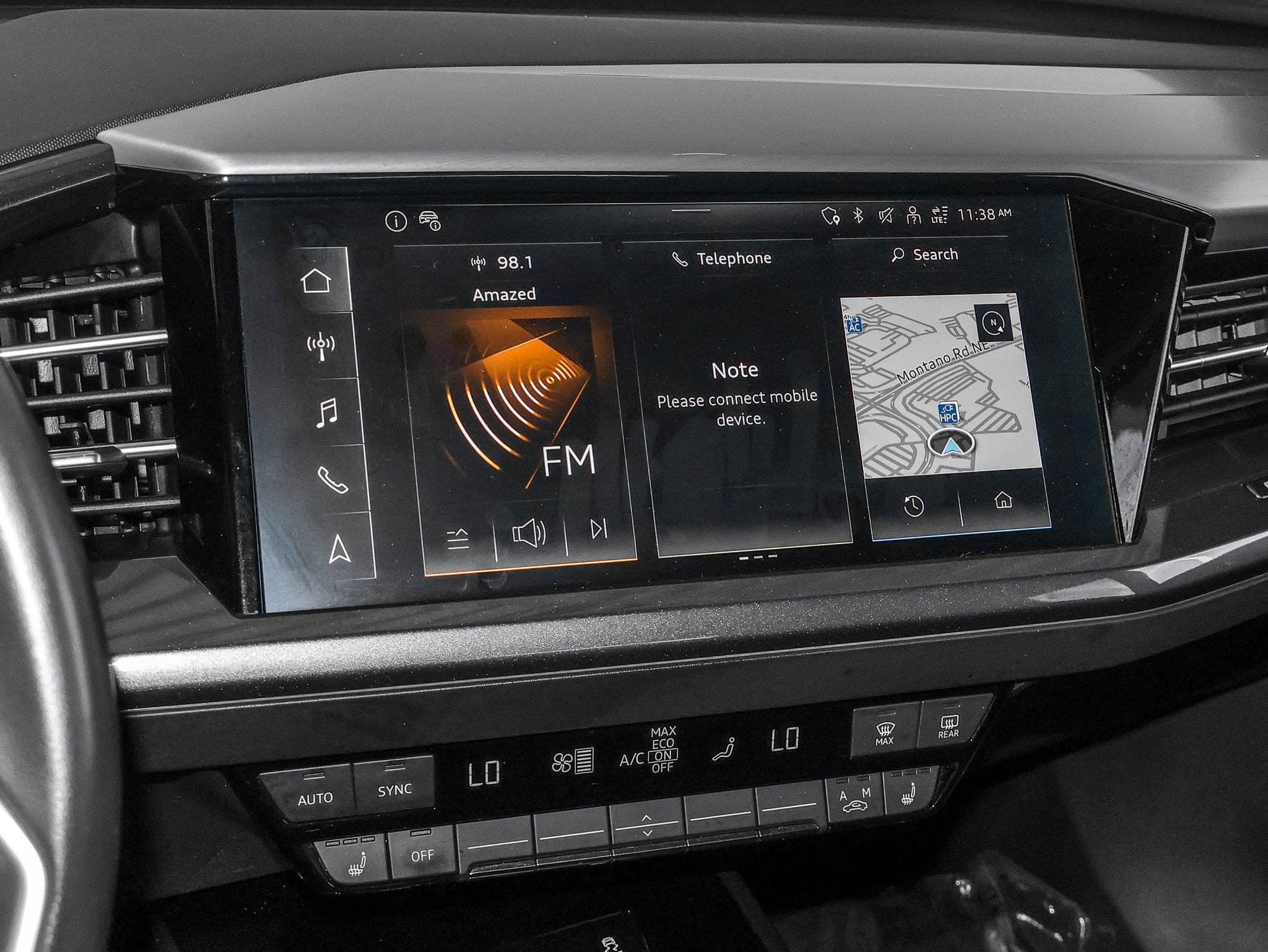 Used 2024 Audi Q4 e-tron Premium Plus AWD/4WD image 29