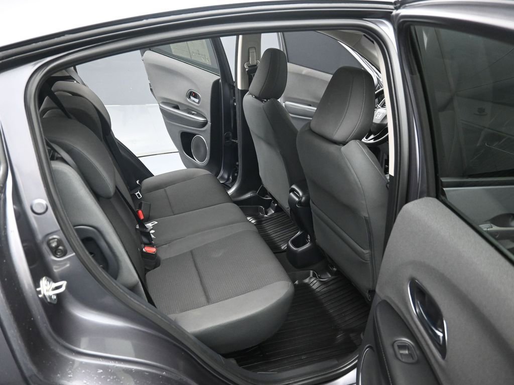 Used 2021 Honda HR-V EX image 32