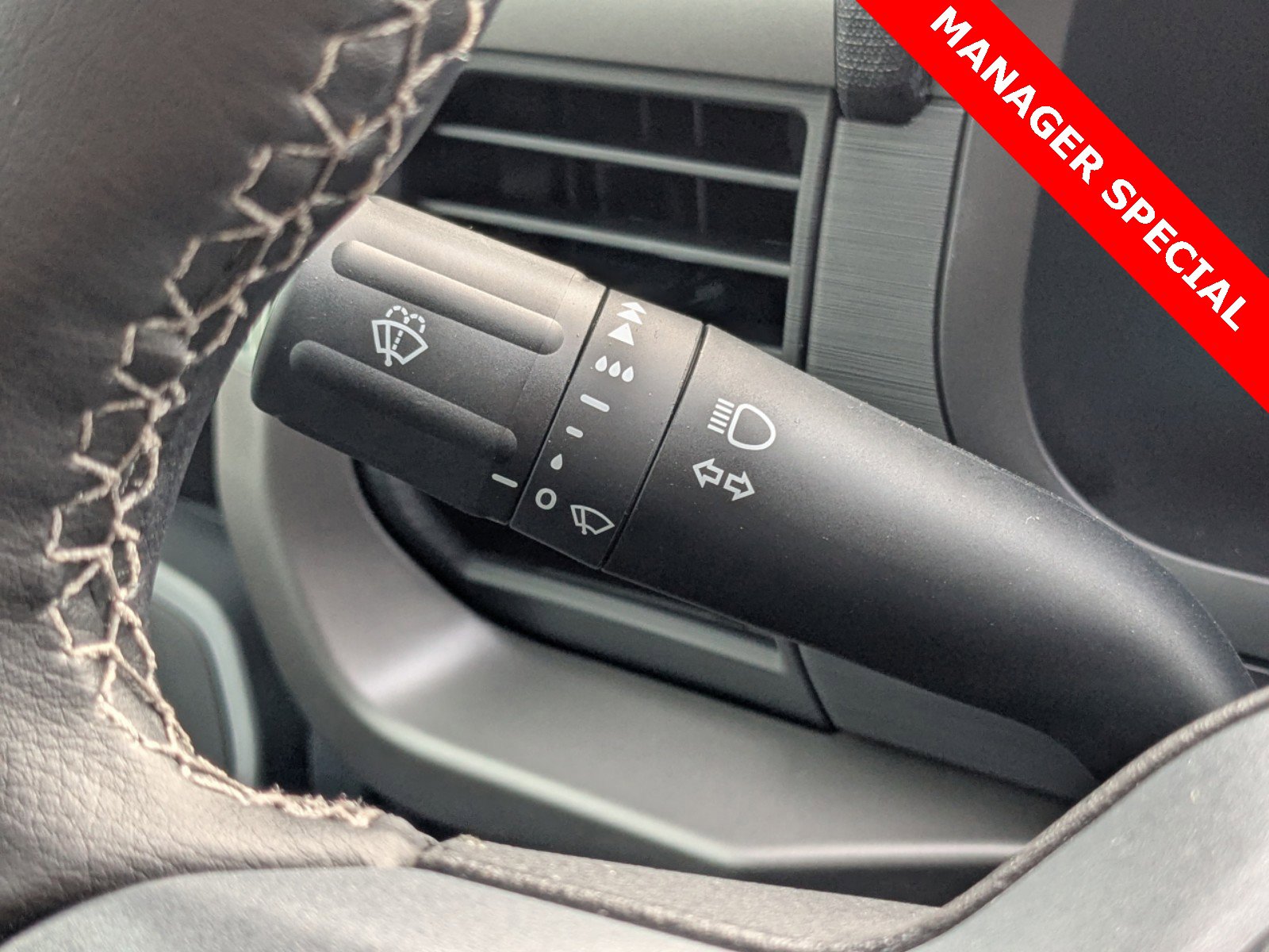 New 2025 Ford F150 XLT w/ Equipment Group 301A Standard image 26