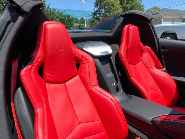 Used 2024 Chevrolet Corvette Stingray Preferred Conv w/ Z51 Performance Package RWD image 19