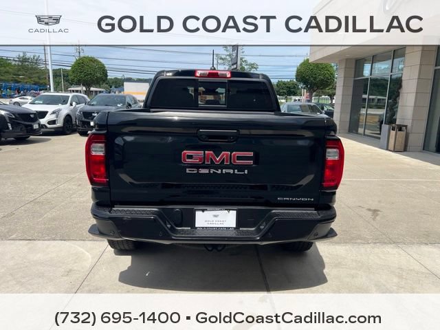 Used 2023 GMC Canyon Denali AWD/4WD image 3