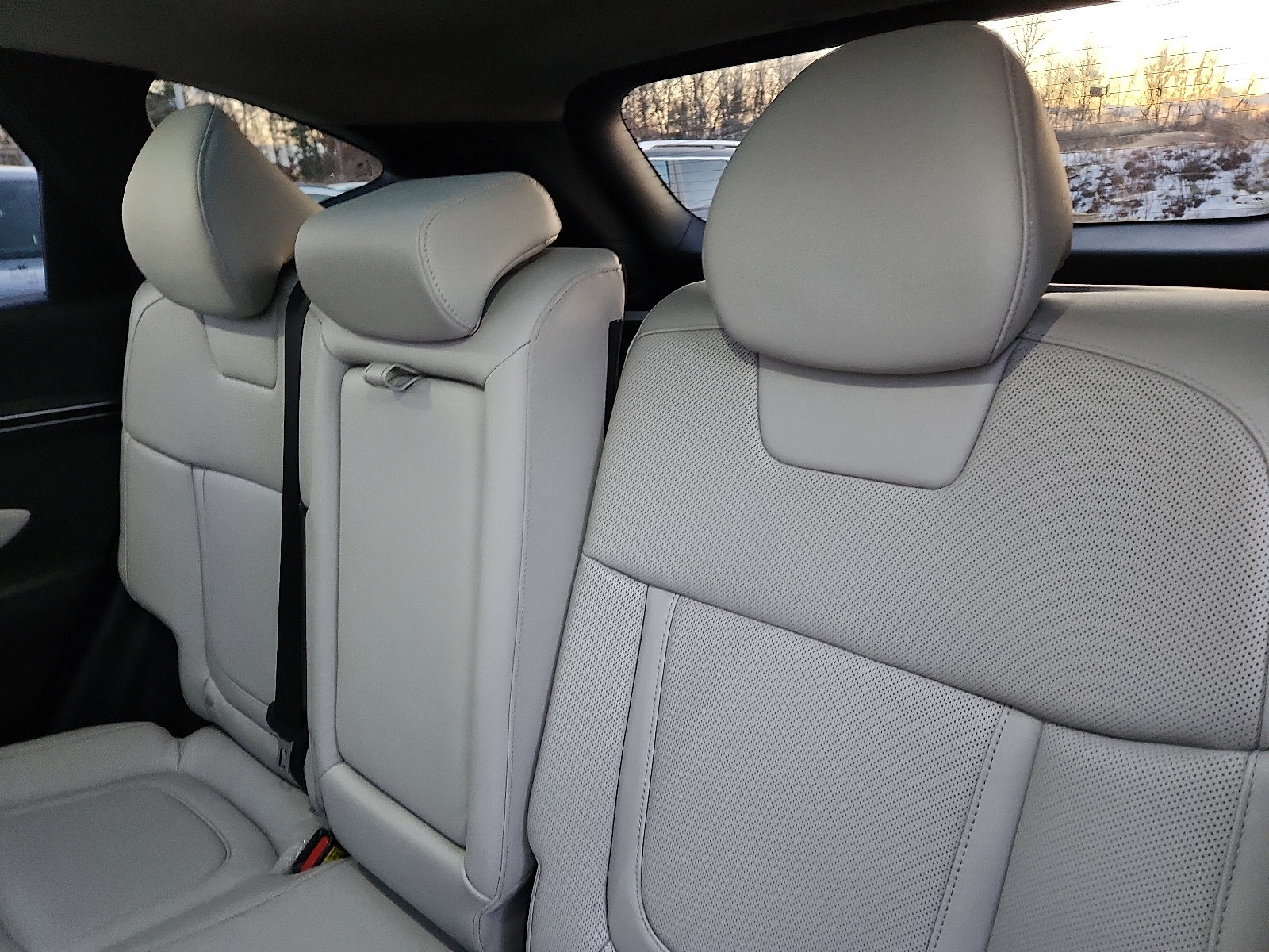 Used 2022 Hyundai Tucson Limited image 25