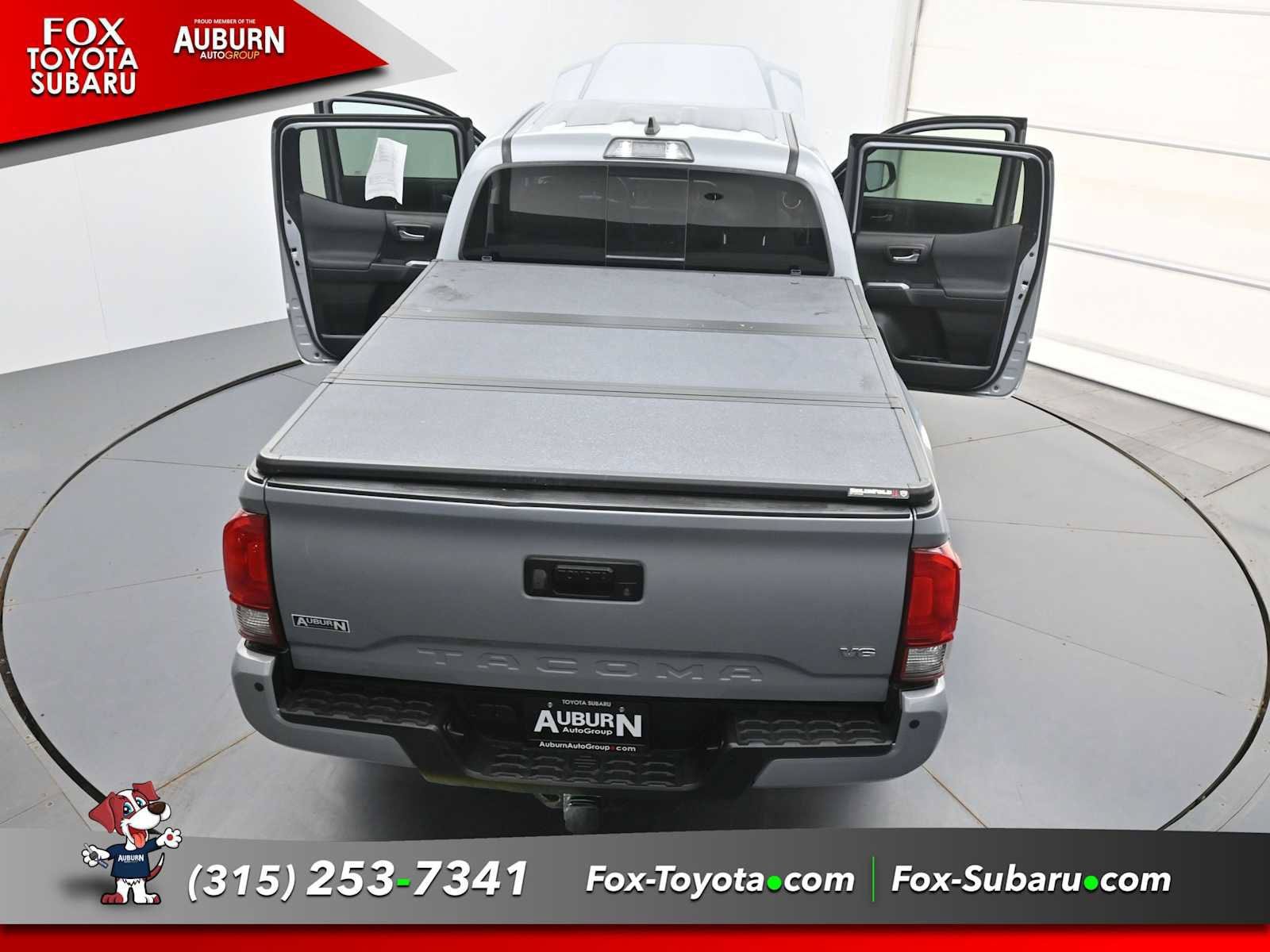 Used 2019 Toyota Tacoma TRD Off-Road w/ Technology Package AWD/4WD image 35