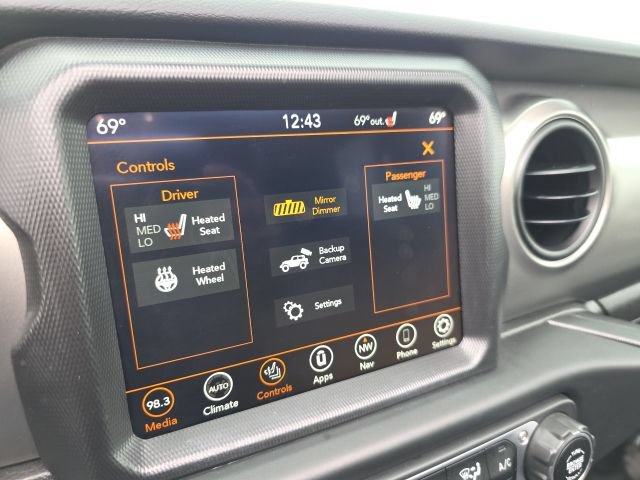 Used 2023 Jeep Wrangler Unlimited w/ Sun & Screen Package AWD/4WD image 24