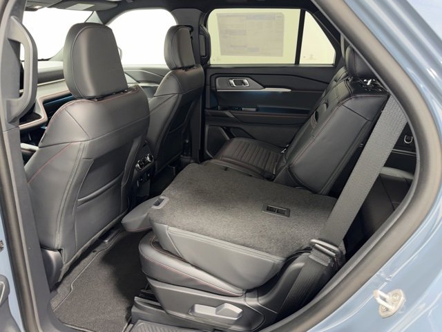 New 2026 Ford Explorer ST-Line w/ ST-Line Street Pack image 37