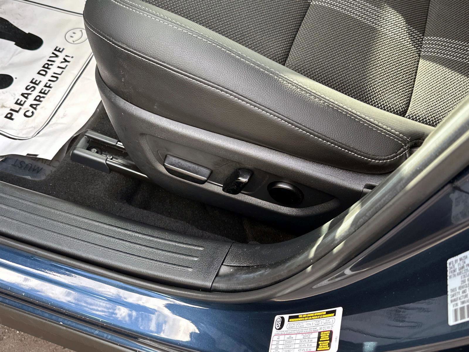 Used 2025 MAZDA CX-50 AWD 2.5 S w/ Weather Package image 18