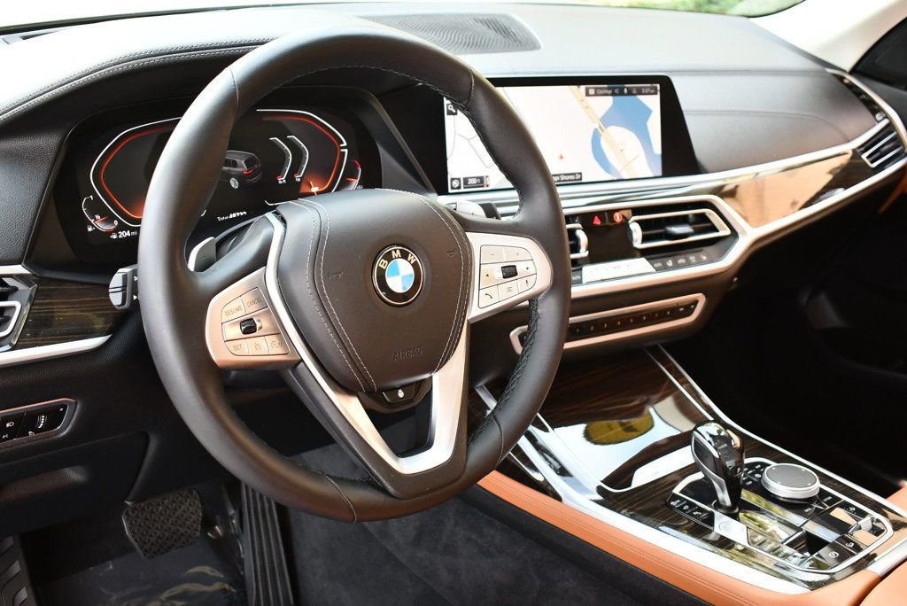 Used 2021 BMW X7 xDrive40i w/ Premium Package 2 image 54