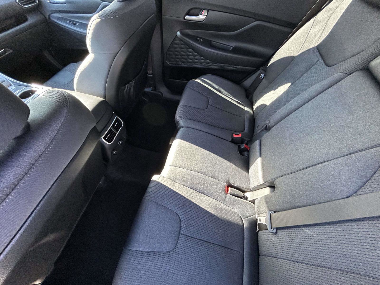 Used 2023 Hyundai Santa Fe SEL image 11