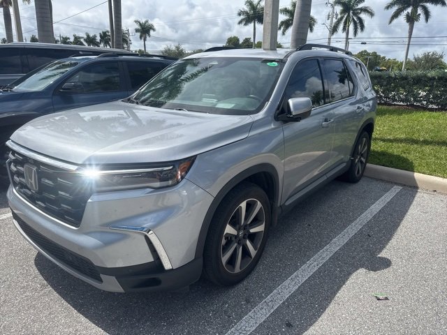 Used 2023 Honda Pilot Elite