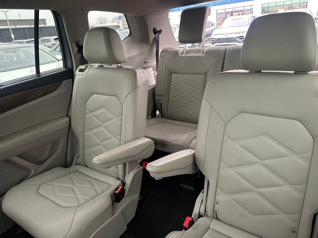 New 2025 Volkswagen Atlas SE image 25