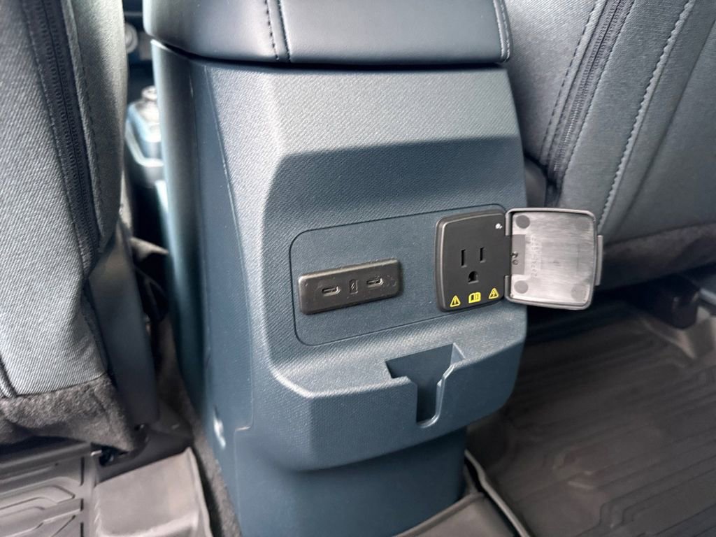 New 2025 Ford Maverick XLT w/ XLT Luxury Package image 22