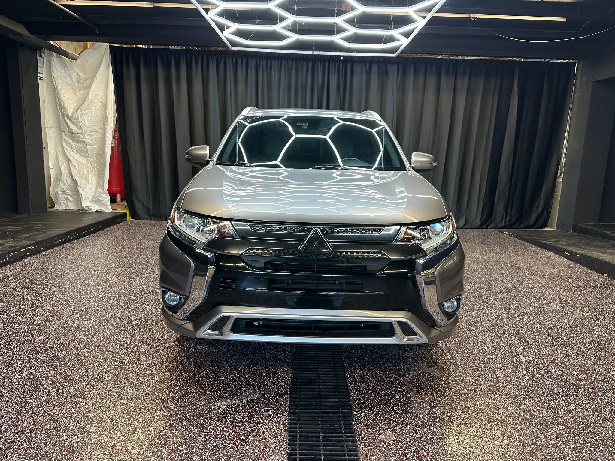 Used 2022 Mitsubishi Outlander SEL image 2