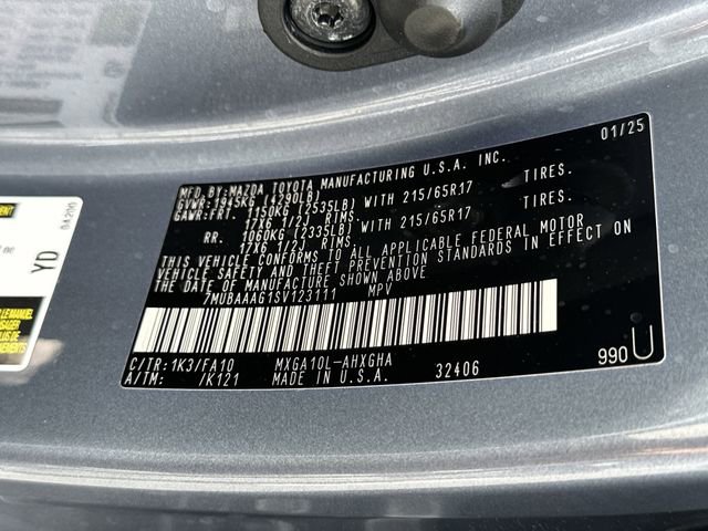 Certified 2025 Toyota Corolla Cross LE w/ Moonroof Package image 31