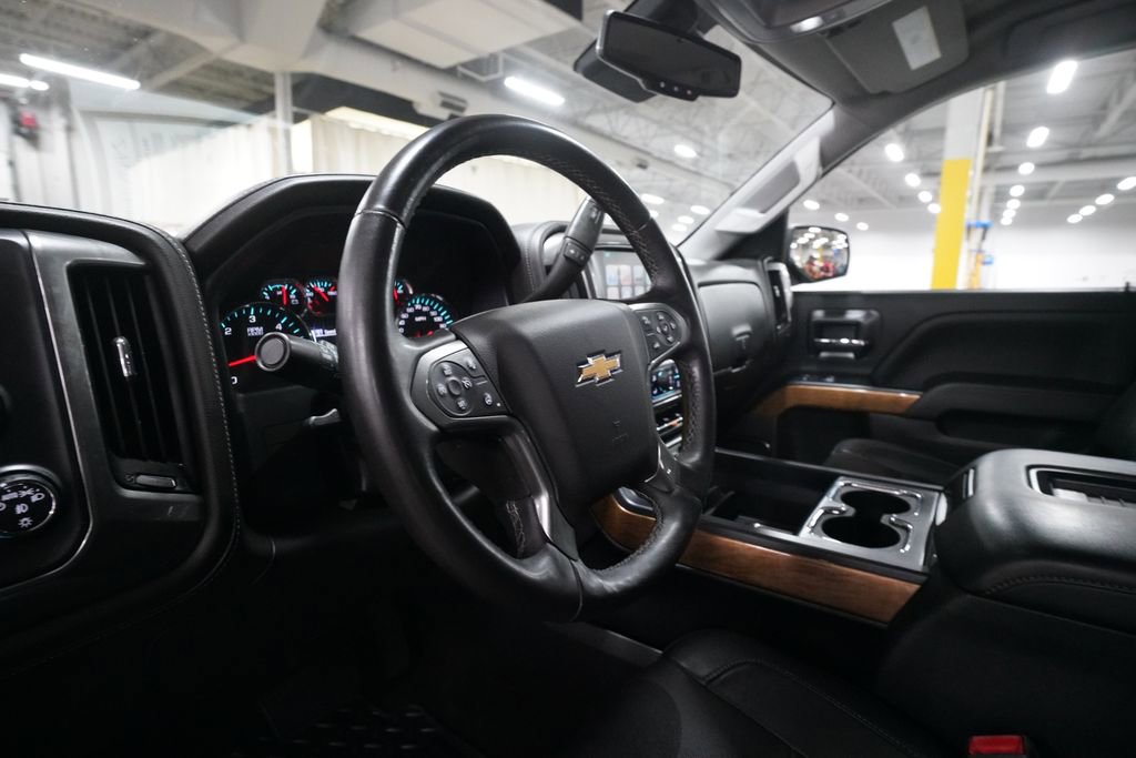 Used 2017 Chevrolet Silverado 1500 LTZ w/ Sport Package AWD/4WD image 8
